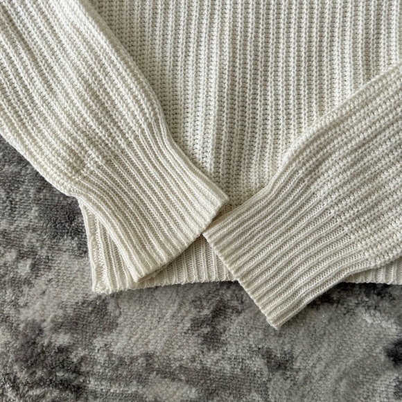 Urban Outfitters Knit Crewneck Sweater - Picture 3 of 4